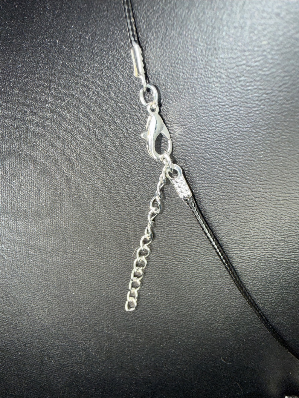 Silver Tone Cat Pendant w/ Dalmatian Jasper Stone w/ Black Necklace NEW - Picture 5 of 6